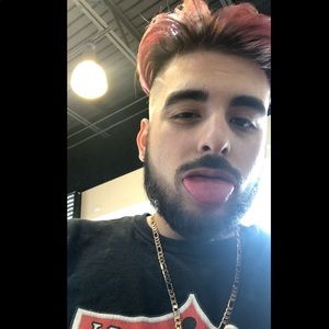 Meet your Posher, Leo